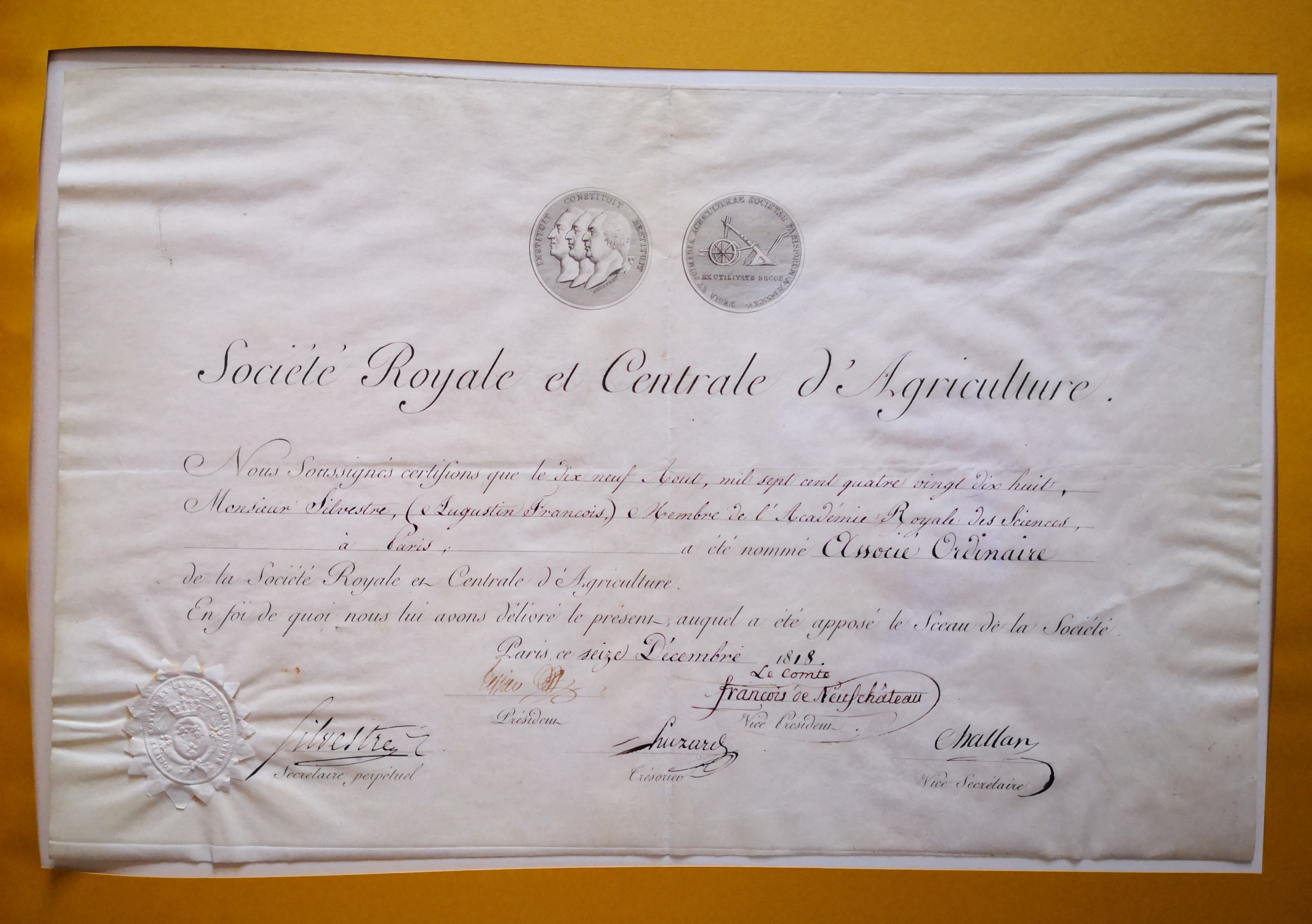  Diplôme d'associé ordinaire de la Société Royale et Centrale d'Agriculture décerné à Augustin-François de Silvestre - Document 1