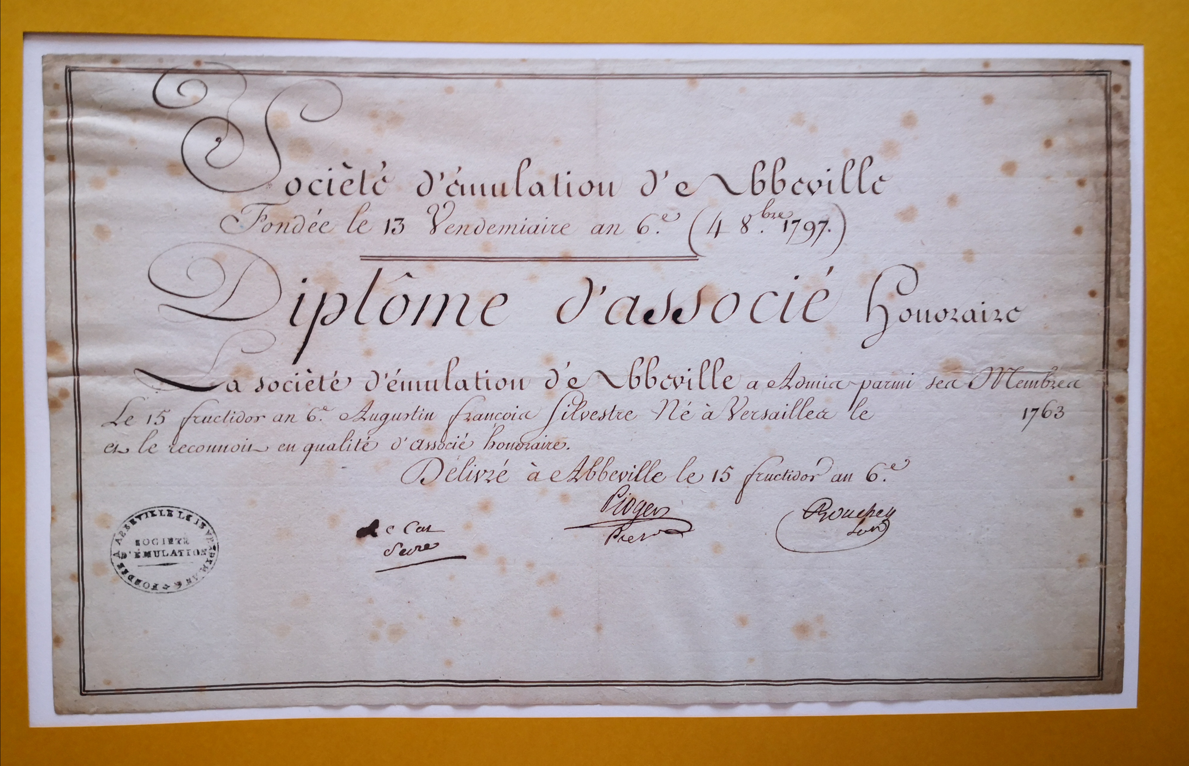  Diplôme d'associé honoraire de la Société d'Emulation de Abbeville décerné à Augustin-François de Silvestre - Document 1