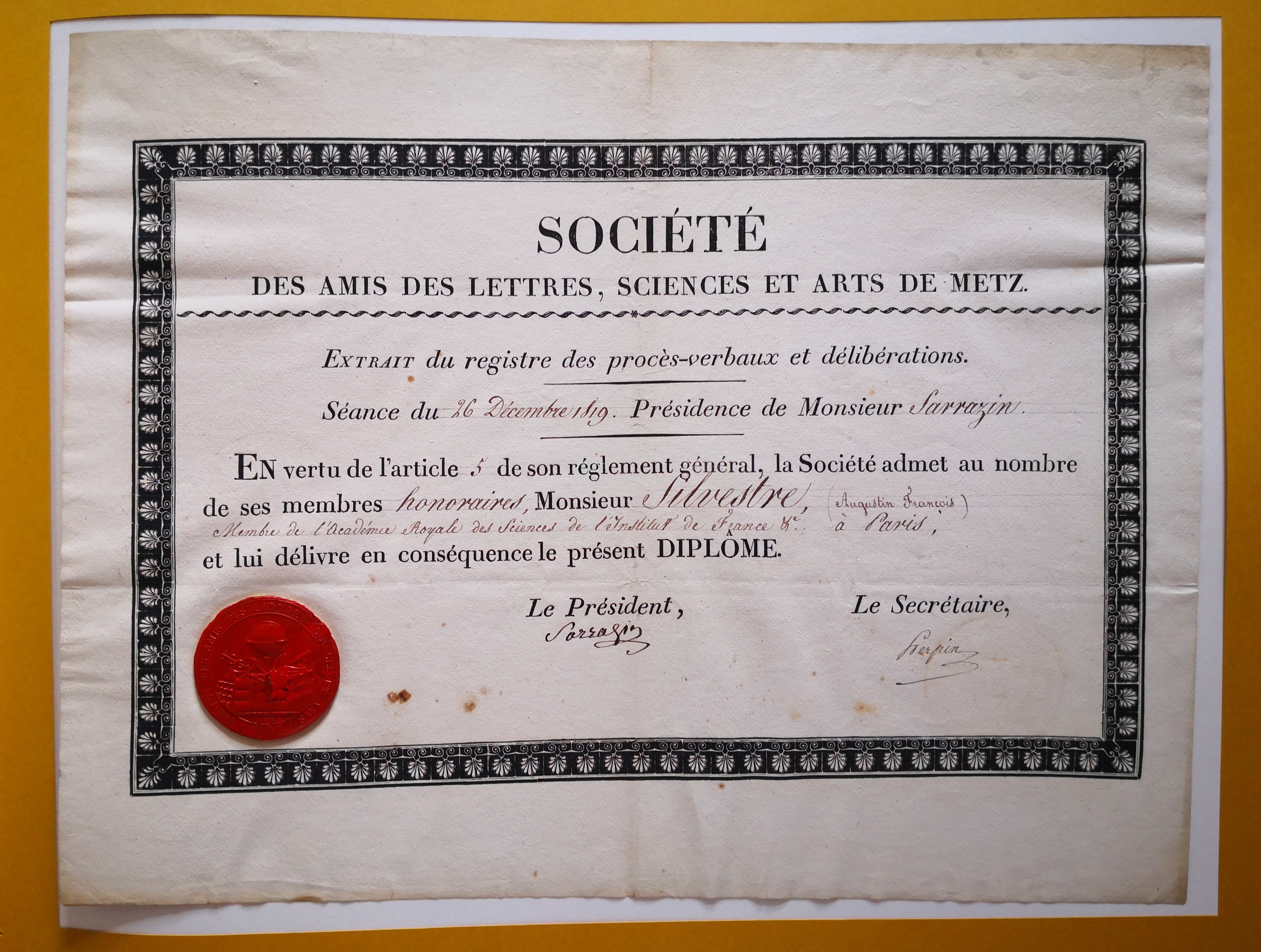  Diplôme de membre honnoraire de la Société des Amis des Lettres, Sciences et Arts de Metz décerné à Augustin-François de Silvestre - Diplôme